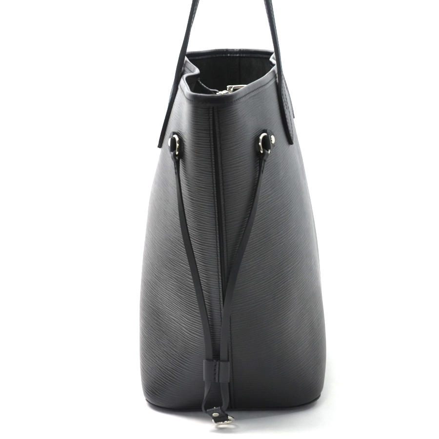 Louis Vuitton Monogram Fall For You Neverfull MM - Black Totes, Handbags -  LOU637593